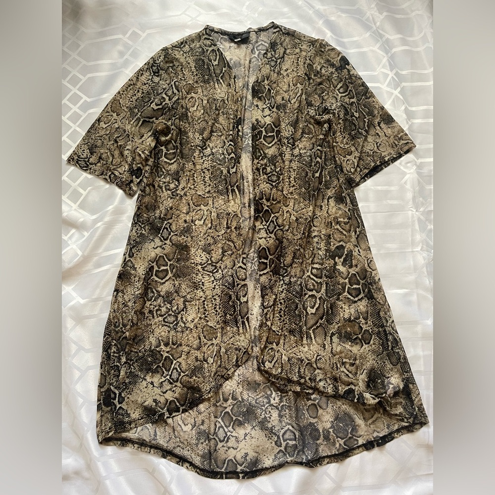 Modern Attraction Snake Print Open Front Wrap Cover Up Top Size L